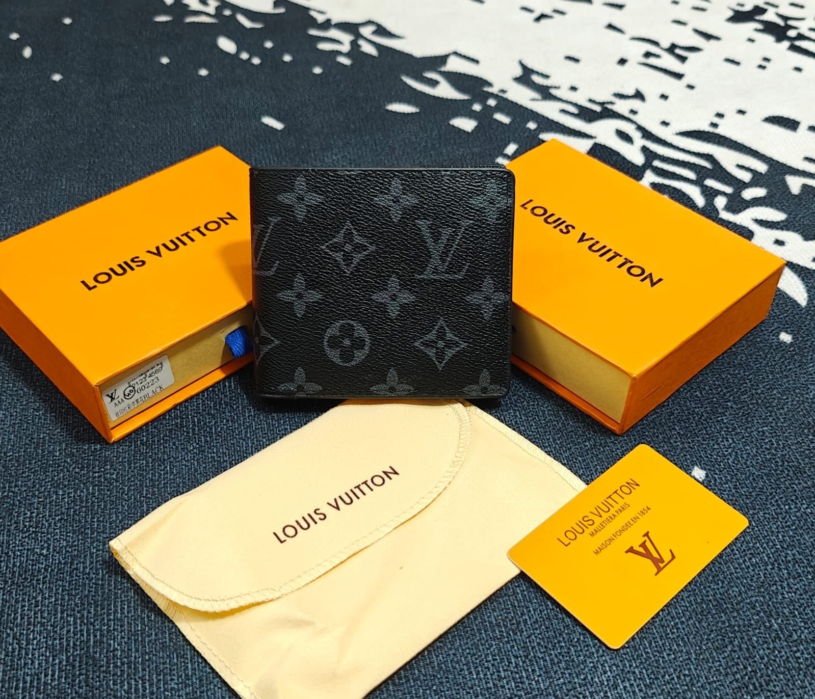Louis Vuitton Marco Wallet LVMW13-2025